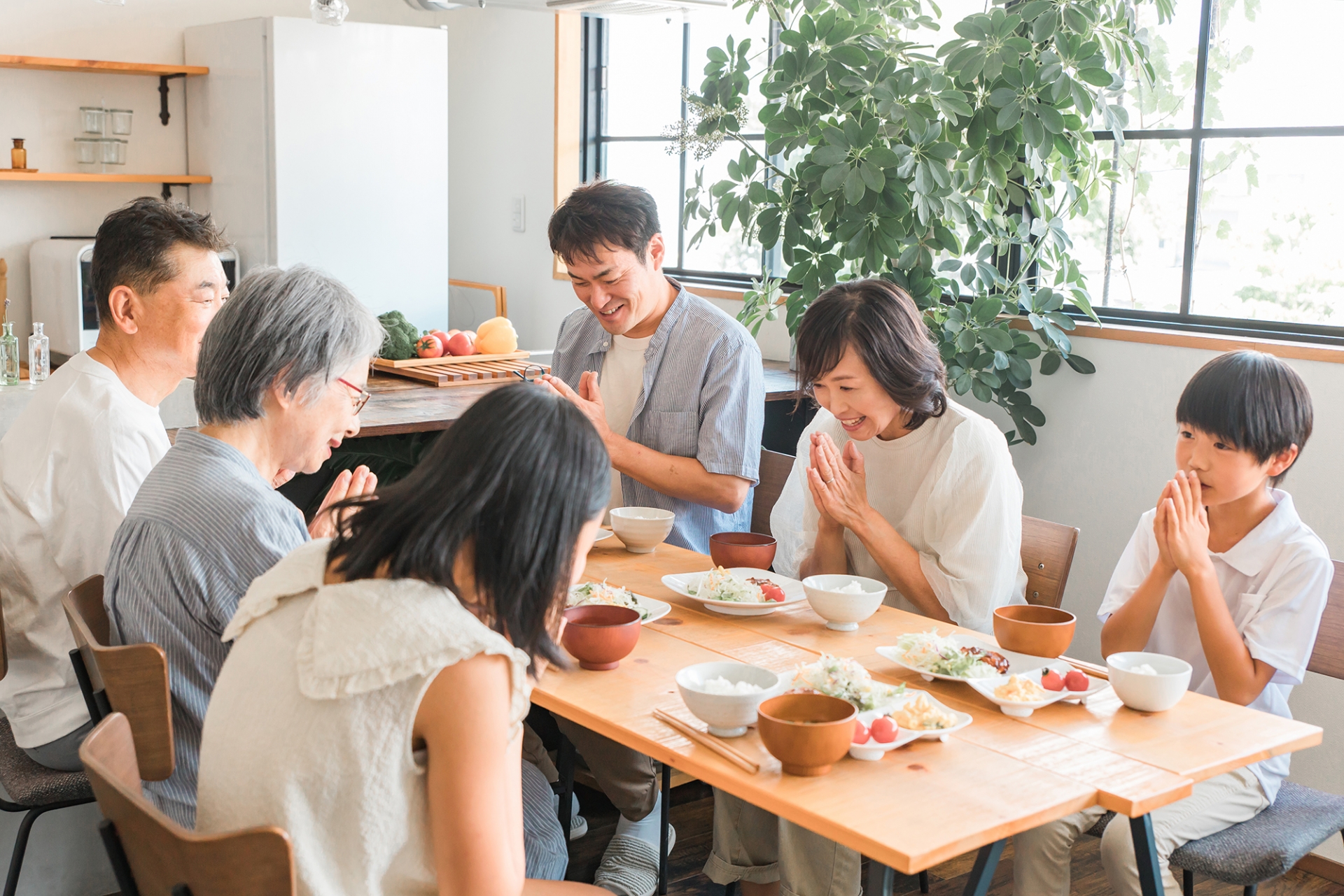 子供からお年寄りまで、色々な人と交流できる場を提供​